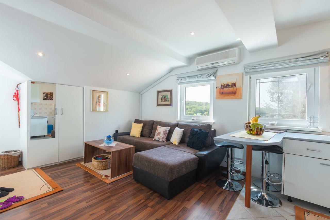 Apartments Salak Πούλα Εξωτερικό φωτογραφία